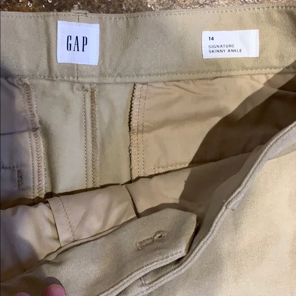 Gap - Picture 4 of 4